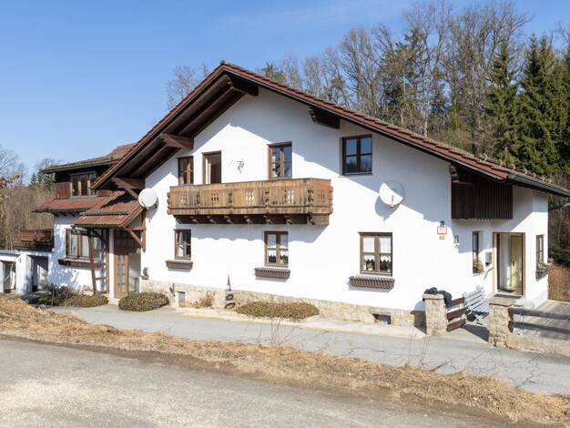 Mehrfamilienhaus zum Kauf 359.000 € 9 Zimmer 200 m² 954 m² Grundstück Kalteneck Hutthurm 94116