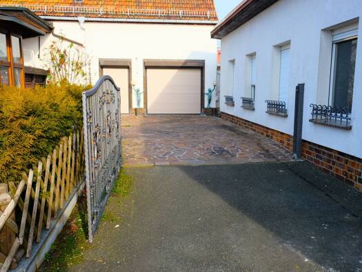 Haus zum Kauf 349.000 € 1.992 m² Grundstück frei ab sofort Stauchitz 01594