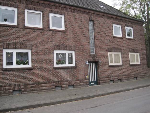 Wohnung zur Miete 385 € 3,5 Zimmer 51,9 m² 1. Geschoss Jahnstraße 68 Neukirchen Neukirchen-Vluyn 47506