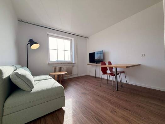 Studio zur Miete 499 € 1 Zimmer 32 m² 1. Geschoss frei ab sofort Garding 25836