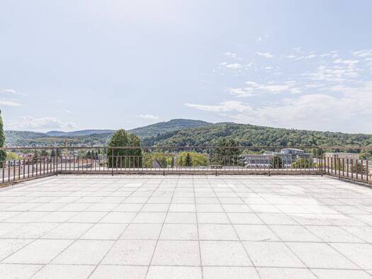 Penthouse zum Kauf 365.000 € 2,5 Zimmer 84,6 m² Weststadt Baden-Baden 76532