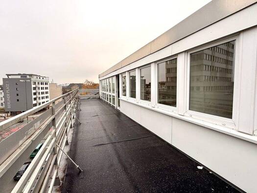 Penthouse zur Miete 980 € 3 Zimmer 120 m² frei ab sofort Klusstr. 11 / Wittekindst. 12 Innenstadt Osnabrück 49074