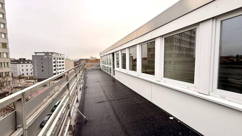 Penthouse zur Miete 980 € 3 Zimmer 120 m² frei ab sofort Klusstr. 11 / Wittekindst. 12 Innenstadt Osnabrück 49074