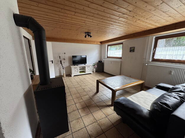 Wohnung zum Kauf provisionsfrei 298.000 € 2 Zimmer 75,8 m² EG Metzinger Straße 97 Dettingen 72581