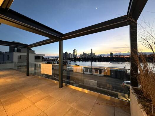 Wohnung zum Kauf - Erstbezug 5 Zimmer 216,1 m² 2. Geschoss frei ab sofort Wien 1220