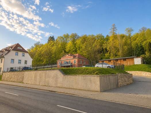 Wohnung zur Miete 727 € 2 Zimmer 58,2 m² EG frei ab 01.12.2026 Tharandter Straße 106 a Naußlitz Dresden 01187
