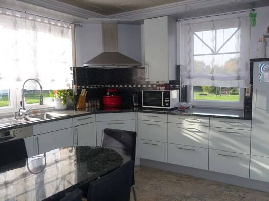 Einfamilienhaus zum Kauf 869.000 € 8 Zimmer 287 m² 727 m² Grundstück Wörrstadt 55286