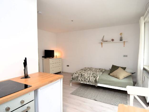 Wohnung zur Miete auf Zeit 1.050 € 1 Zimmer 25 m² frei ab 15.09.2026 Innenstadt Spickel - Herrenbach 86150