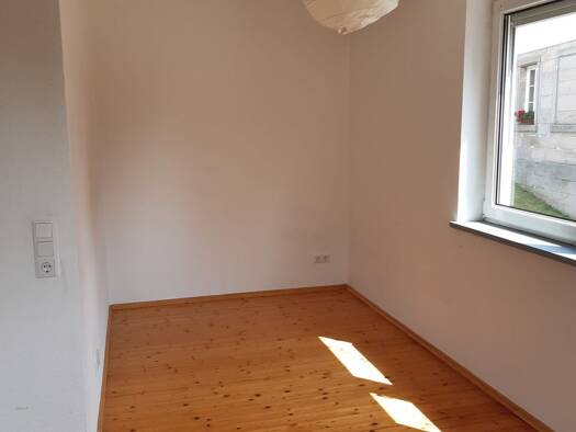 Wohnung zur Miete 280 € 1 Zimmer 28 m² 1. Geschoss frei ab sofort Forstlahmer Straße Forstlahm Kulmbach 95326