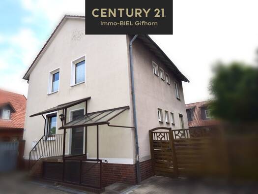 Einfamilienhaus zum Kauf 260.000 € 4 Zimmer 137 m² 585 m² Grundstück frei ab sofort Gifhorn Gifhorn 38518