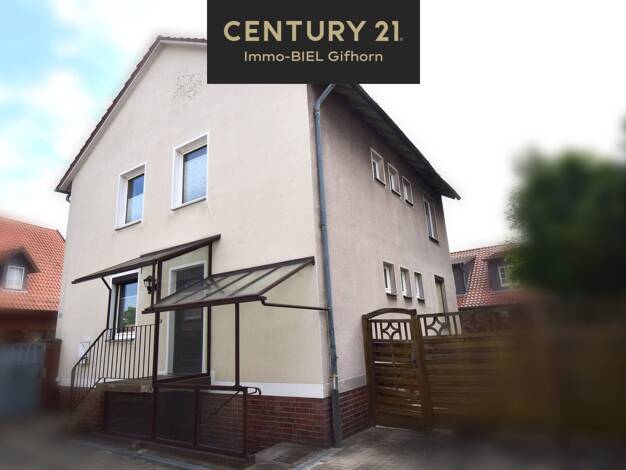 Einfamilienhaus zum Kauf 260.000 € 4 Zimmer 137 m² 585 m² Grundstück frei ab sofort Gifhorn Gifhorn 38518