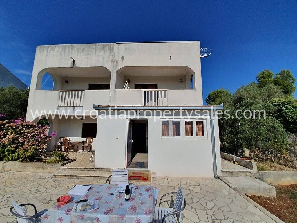 Haus zum Kauf 350.000 € 2 Zimmer 177 m²<br/>Wohnfläche Trogir