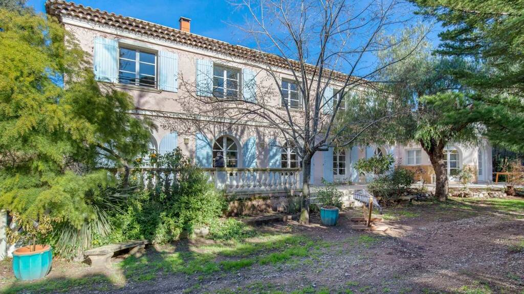 Einfamilienhaus zum Kauf 1.575.000 € 8 Zimmer 273,4 m² 1.809 m² Grundstück Cabries ST RAPHAEL 83530