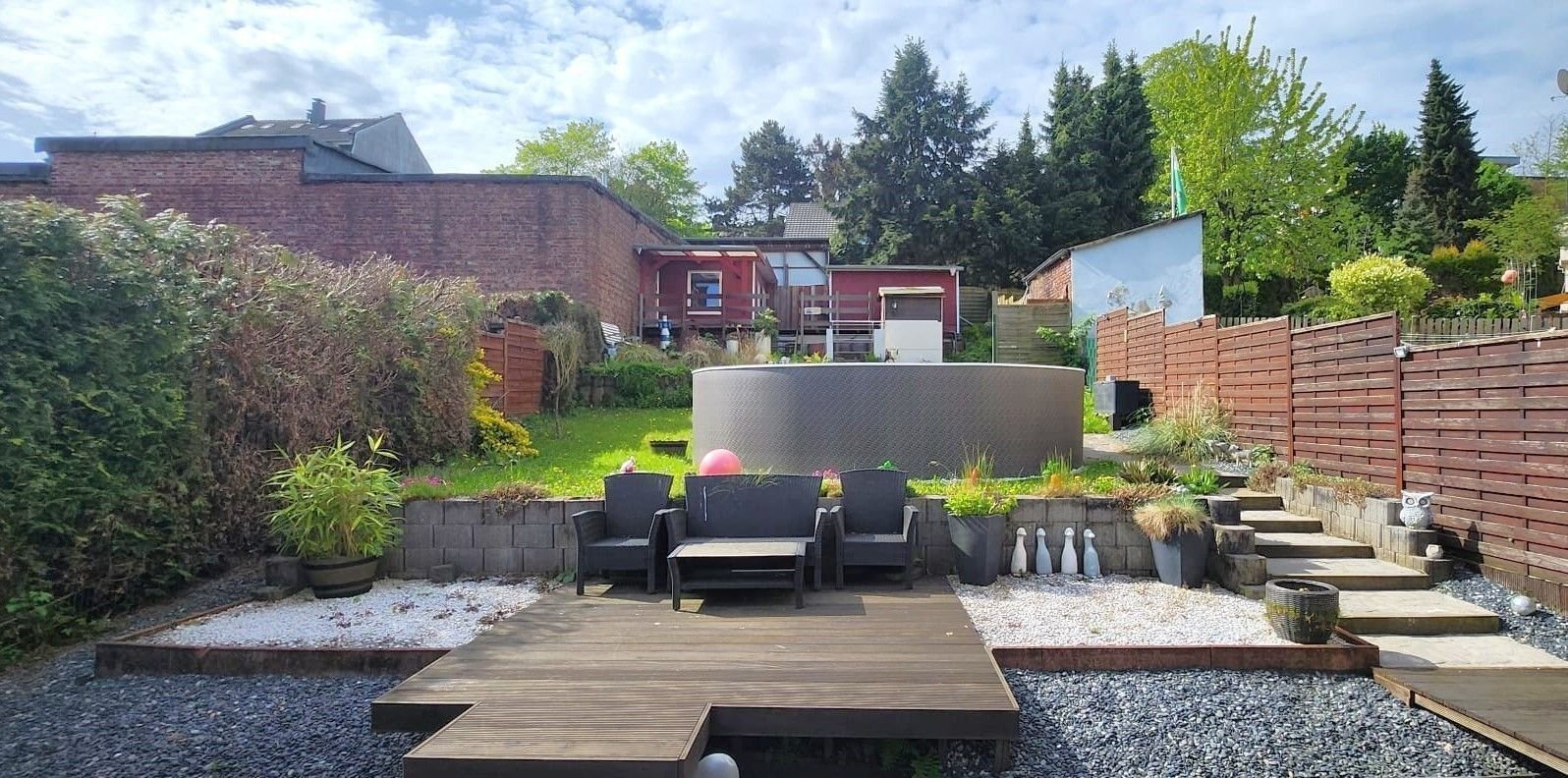 Terrassenwohnung zum Kauf 379.000 € 3,5 Zimmer 140 m²<br/>Wohnfläche 1.<br/>Geschoss ab sofort<br/>Verfügbarkeit Vohwinkel - Mitte Wuppertal 42329