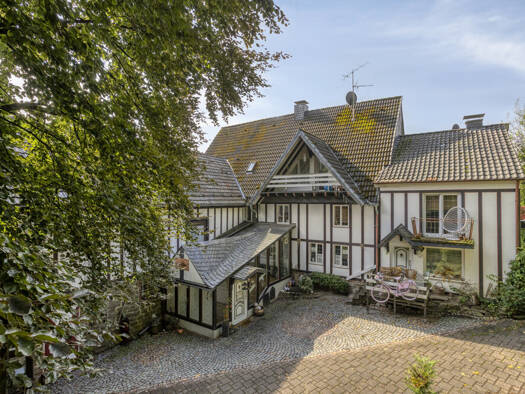 Einfamilienhaus zum Kauf 799.000 € 6 Zimmer 319,5 m² 4.800 m² Grundstück Wipperfürth 51688