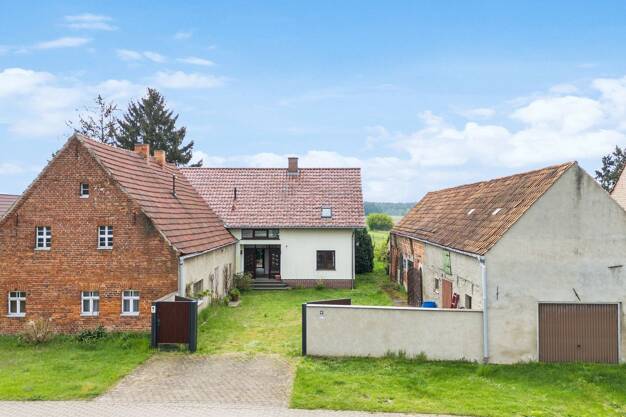 Einfamilienhaus zum Kauf 295.000 € 5 Zimmer 180 m² 4.509 m² Grundstück frei ab 01.06.2025 Grassau Schönewalde 04916