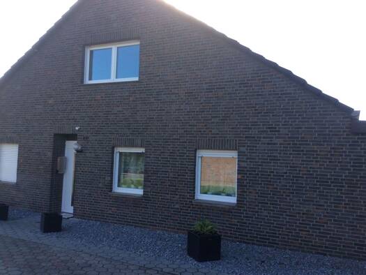 Wohnung zur Miete 800 € 2 Zimmer 95 m² Geschoss 1/2 frei ab 01.03.2026 Reutersweg 12 Anrath Willich 47877