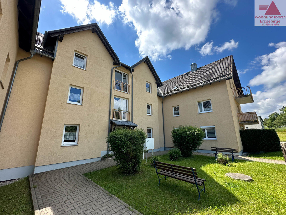 Wohnung zur Miete 330 € 2 Zimmer 47 m²<br/>Wohnfläche 1.<br/>Geschoss Alte Thalheimer Str. 6 Meinersdorf Burkhardtsdorf / Meinersdorf 09235