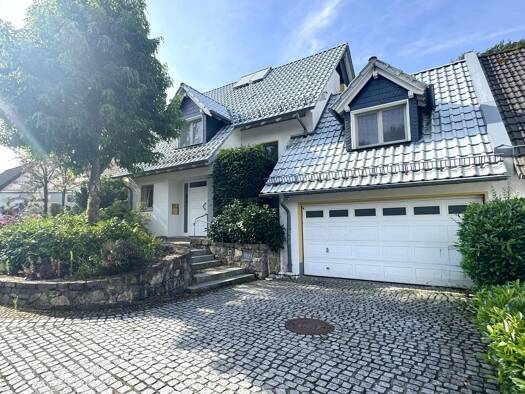 Haus zum Kauf 679.000 € 5 Zimmer 169 m² 1.105 m² Grundstück Oerlinghausen Oerlinghausen 33813