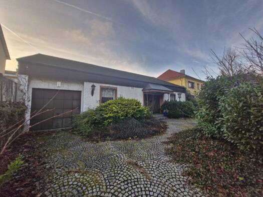 Bungalow zum Kauf 450.000 € 5 Zimmer 190 m² 1.311 m² Grundstück Lisdorf Saarlouis, Lisdorf 66740