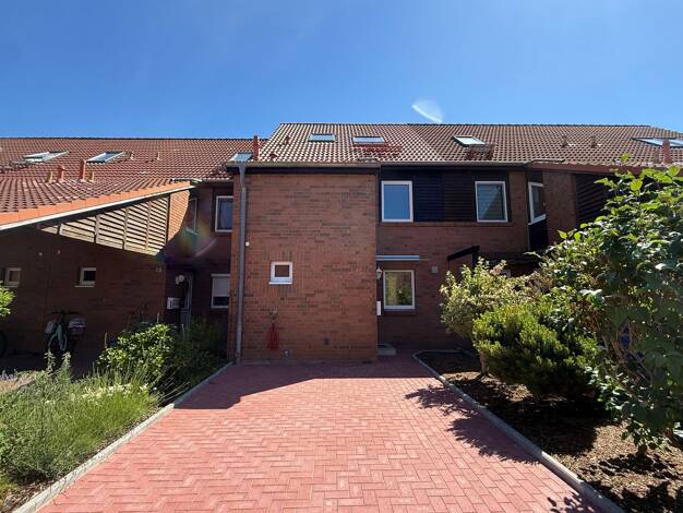 Reihenmittelhaus zur Miete 2.065 € 4 Zimmer 145 m² 196 m² Grundstück frei ab sofort Diedrichshagen Nordwest 1 18119