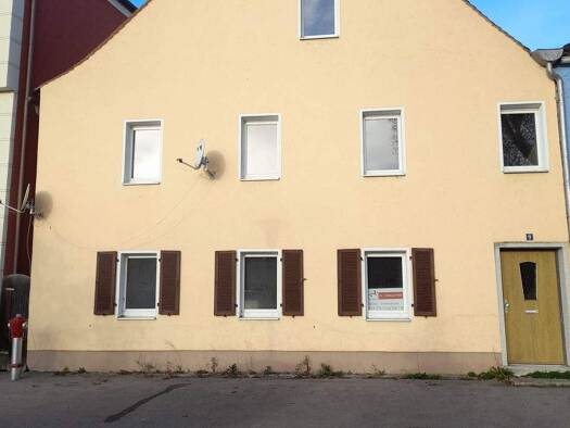 Mehrfamilienhaus zum Kauf provisionsfrei 220.000 € 5 Zimmer 173 m² 162 m² Grundstück Burglengenfeld 93133