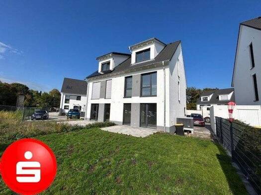 Doppelhaushälfte zum Kauf 489.000 € 5 Zimmer 135 m² 157,4 m² Grundstück Bad Königshofen 97631