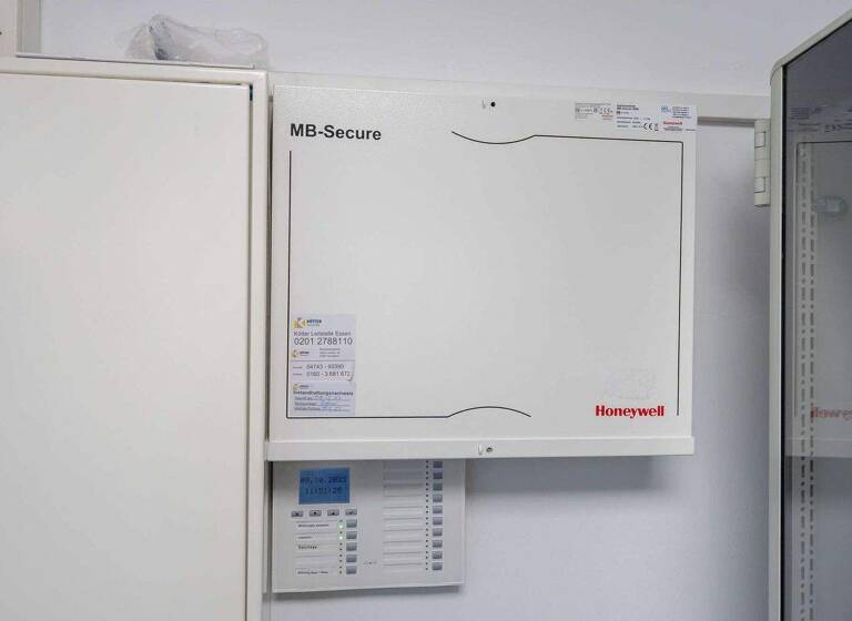 Bürofläche zur Miete 2.100 € 300 m² Bürofläche Hohweg Bremen 28219