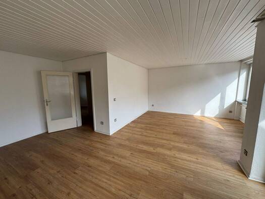 Wohnung zur Miete 719 € 3 Zimmer 83 m² frei ab sofort Braunschweig 38114
