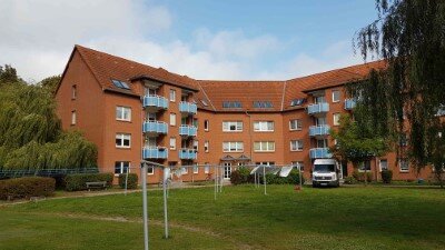 Wohnung zur Miete 700 € 2 Zimmer 50,8 m²<br/>Wohnfläche ab sofort<br/>Verfügbarkeit Fritz-Reuter-Str. Dargun Dargun 17159