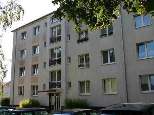 Wohnung zur Miete 496 € 4 Zimmer 82,6 m² 1. Geschoss frei ab 01.09.2026 Leipziger Chaussee 27 Leipziger Str. Leipziger Straße 39120