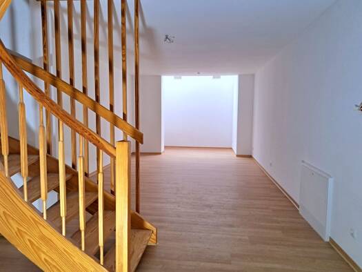 Wohnung zur Miete 950 € 4 Zimmer 99,9 m² EG Gutsparkstraße 3 Paunsdorf Leipzig 04328