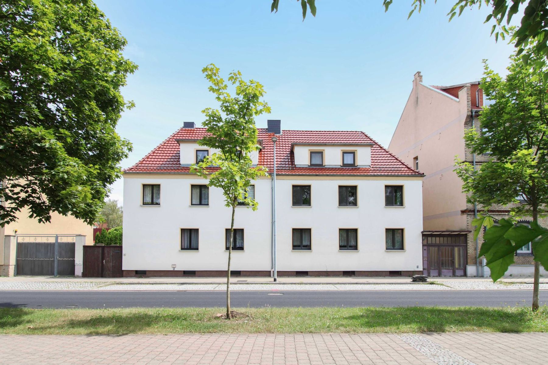 Einfamilienhaus zum Kauf 329.000 € 8 Zimmer 186,7 m²<br/>Wohnfläche 643,3 m²<br/>Grundstück Sömmerda Sömmerda 99610