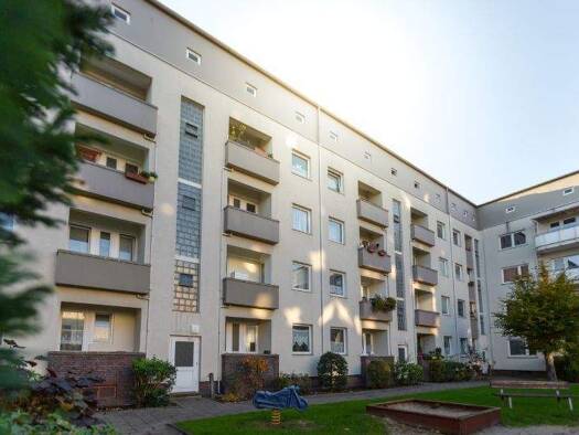 Wohnung zur Miete 435 € 3 Zimmer 66,6 m² 3. Geschoss frei ab sofort Jahnstraße 50 Lehe Bremerhaven 27568