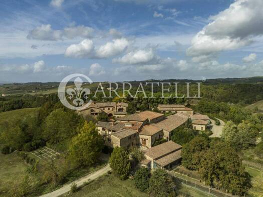 Haus zum Kauf 11.000.000 € 1.337.000 m² Grundstück Castellina in Chianti 53011