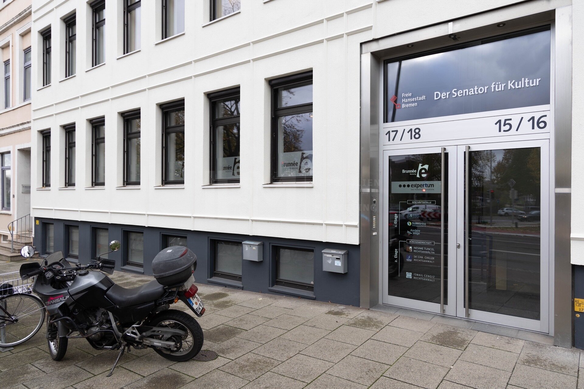 Bürofläche zur Miete 2.178 € 234 m²<br/>Bürofläche Altenwall 17 Altstadt Bremen 28195