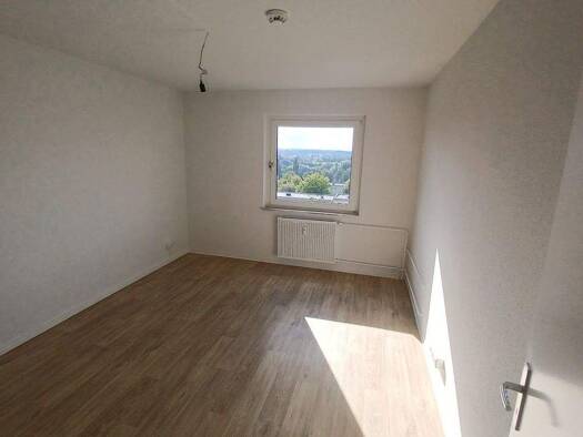 Wohnung zur Miete 529 € 2 Zimmer 64 m² 3. Geschoss frei ab 01.04.2026 Mönweg 1 Mettenhof Kiel 24109