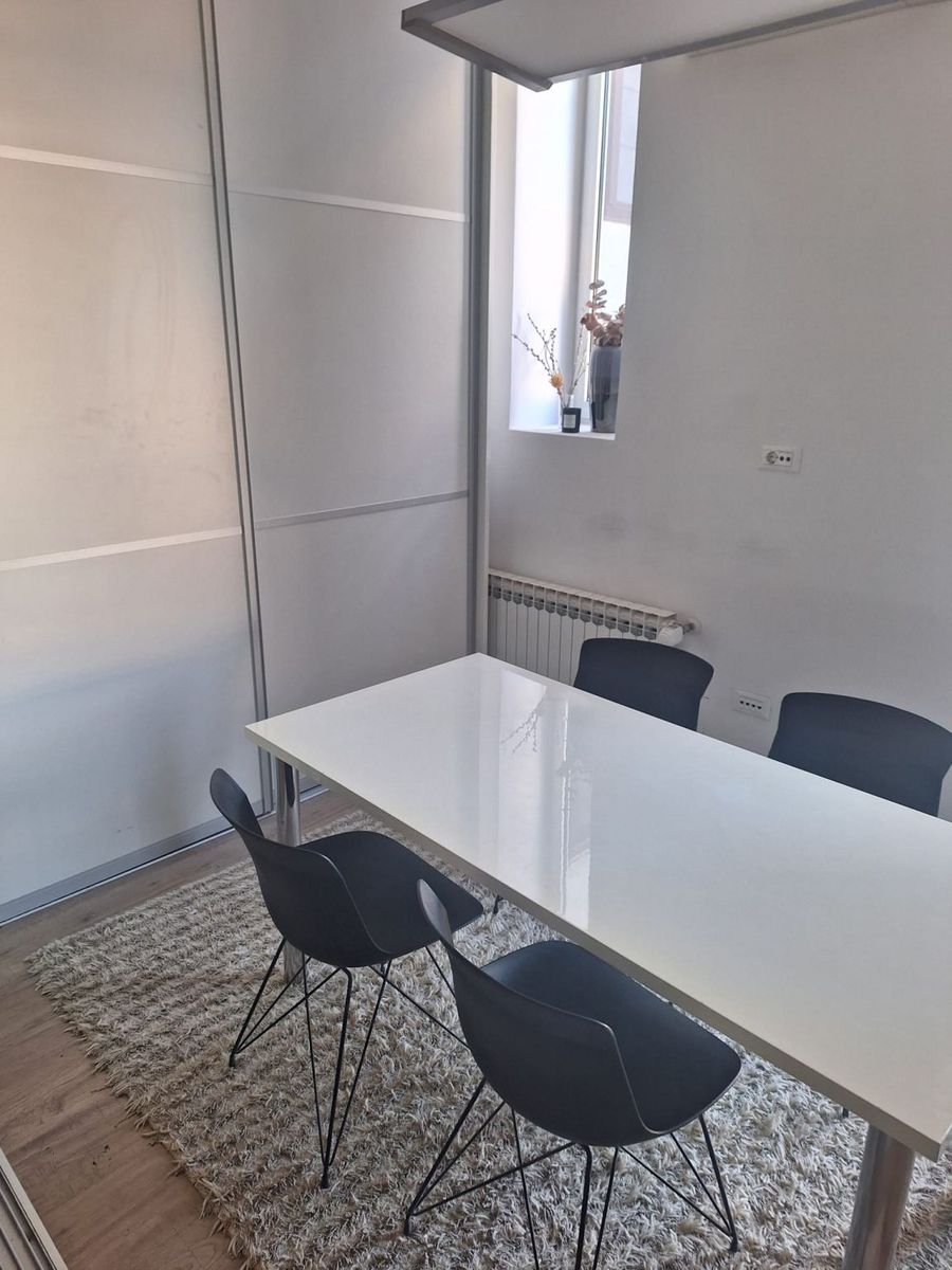 Büro-/Praxisfläche zur Miete 1.200 € Centar