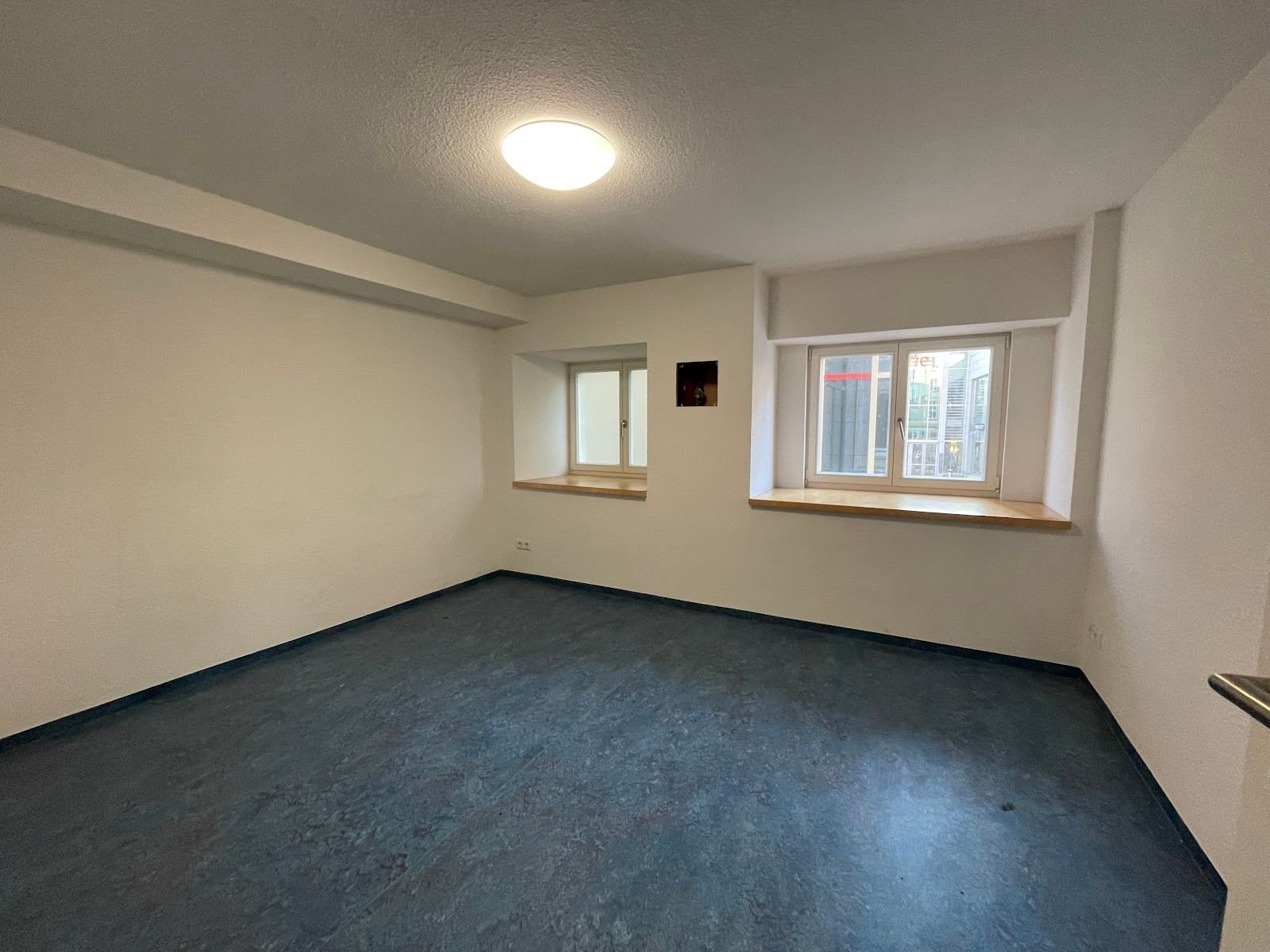 Bürogebäude zur Miete provisionsfrei 290 € 25,8 m²<br/>Bürofläche Seestraße 8 Innere Altstadt-West Dresden 01067