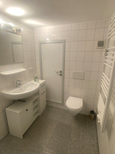 Wohnung zur Miete 260 € 1 Zimmer 31,8 m² UG frei ab sofort Zimmerstraße 18 Am Hagenring Braunschweig 38106