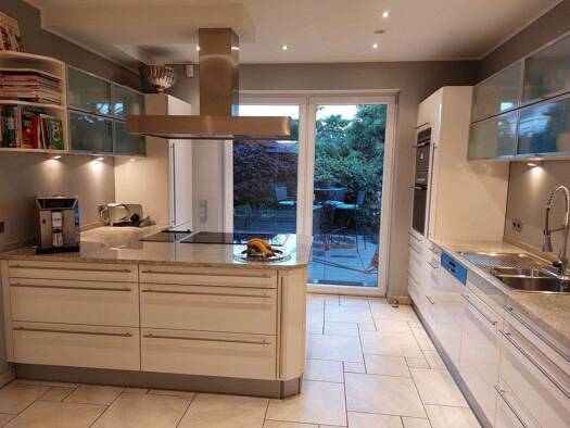 Villa zum Kauf provisionsfrei 1.380.000 € 10,5 Zimmer 390 m² 1.396 m² Grundstück Innenstadt Pirmasens 66955