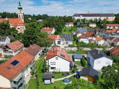 Mehrfamilienhaus zum Kauf provisionsfrei 650.000 € 8 Zimmer 200 m² 952 m² Grundstück Landshut 84036