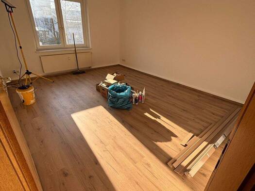 Wohnung zur Miete 399 € 2 Zimmer 57,1 m² 2. Geschoss frei ab 01.03.2026 Eisenach 99817