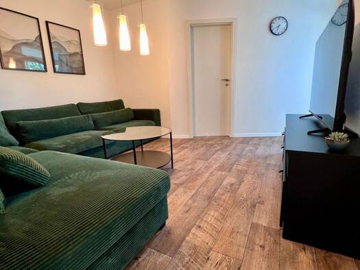 WG-Zimmer zur Miete 385 € 9 m² frei ab 01.11.2026 Büchenbach Erlangen 91056
