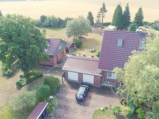 Haus zum Kauf 6 Zimmer 230 m² 2.489 m² Grundstück Holzen Reinstorf / Holzen 21400