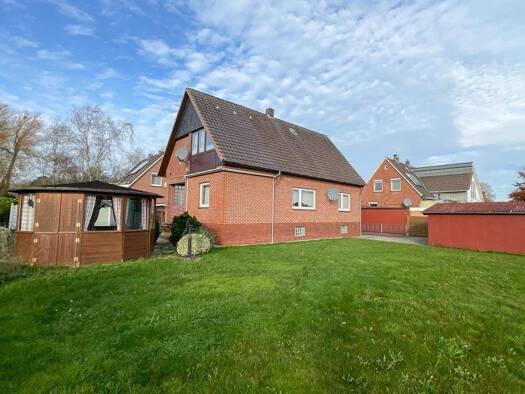 Einfamilienhaus zum Kauf 179.000 € 6 Zimmer 125 m² 735 m² Grundstück Drochtersen 21706