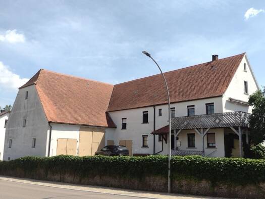 Mehrfamilienhaus zum Kauf 289.000 € 6,5 Zimmer 168 m² 862 m² Grundstück Dalkingen Rainau 73492