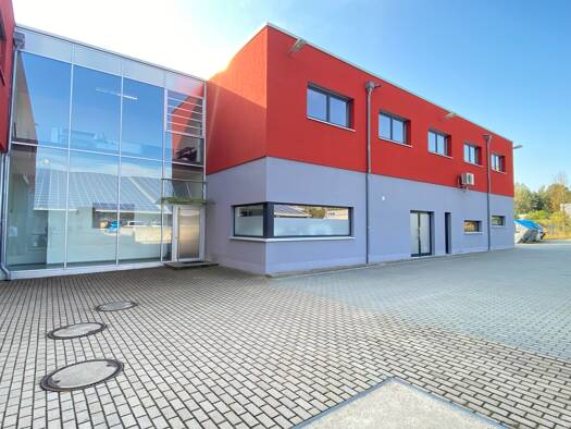 Bürofläche zur Miete 12 Zimmer 200 m² Bürofläche Weiden 92637