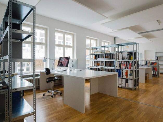 Bürofläche zur Miete provisionsfrei 660 € 24 m² Bürofläche Paulinenstraße West Stuttgart 70178