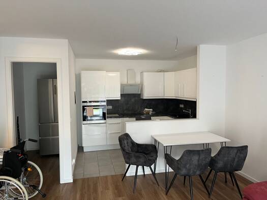 Wohnung zur Miete 1.126 € 2 Zimmer 75 m² Haarzopf Stadtbezirk III 45149